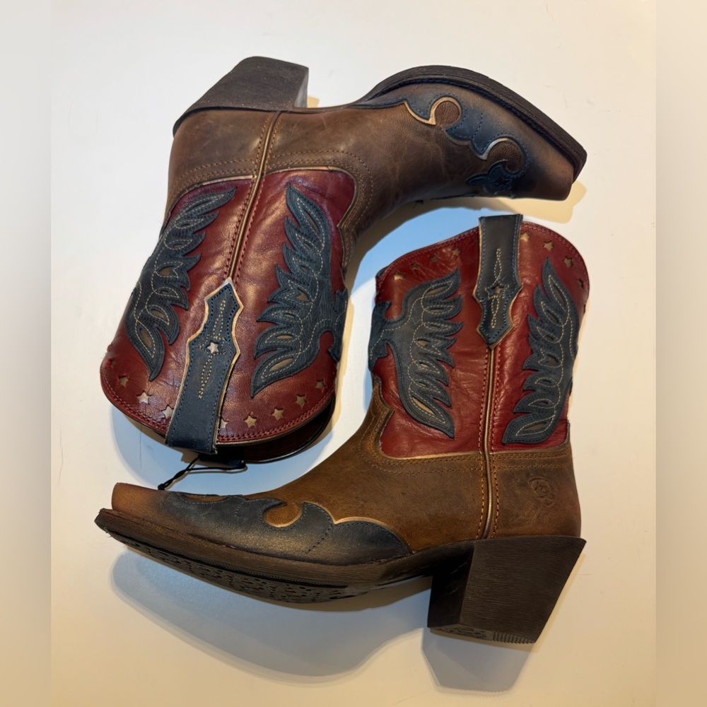Ariat Bravery Western Boots - Picture 9 of 16